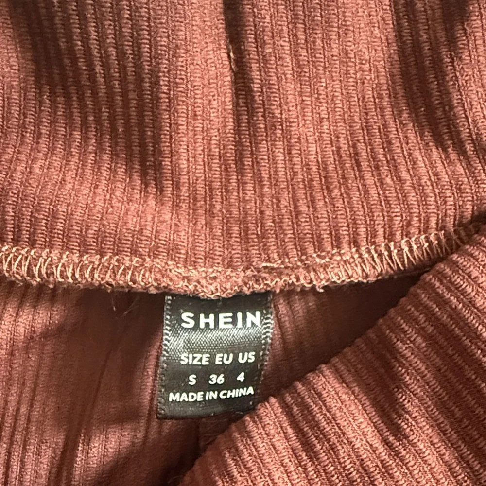 SHEIN Rust Ribbed Pants - Picture 2 of 3